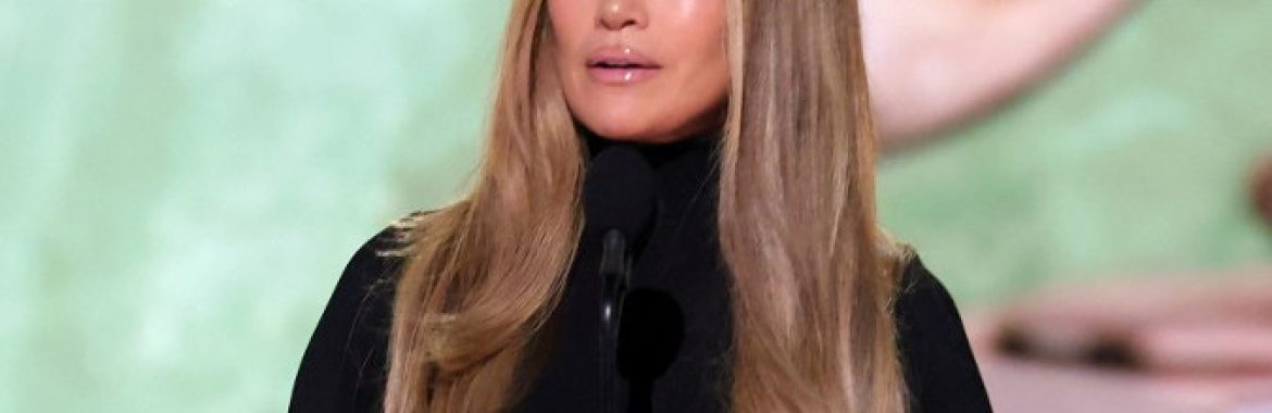 Jennifer Lopez lebukott