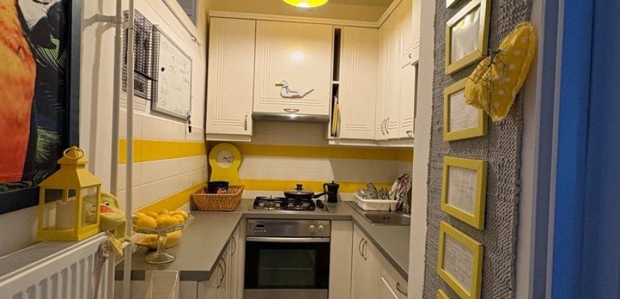 Dunaparti egyedi kialakítású lakás eladó