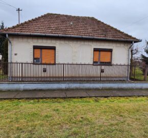 Családi ház eladó Porcsalmán