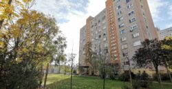 Kecskemét Széchenyivárosban NYÍLÁSZÁRÓCSERÉLT, FŰTÉSKORSZERŰSÍTETT, 2 szobás lakás